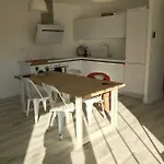 A Quelques Pas Du Sentier Du Littoral Maison De 펜션 *