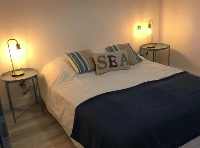 A Quelques Pas Du Sentier Du Littoral Maison De *